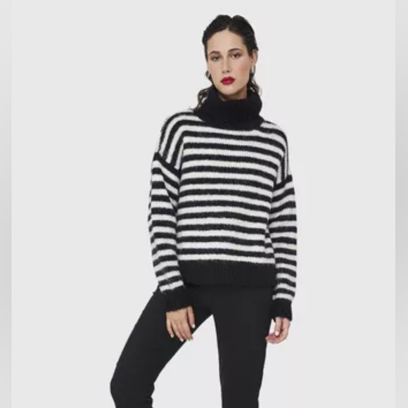 Gap Oversized Black & White Turtleneck Cowl Sweater Merino Wool Slouchy Medium - Picture 1 of 5